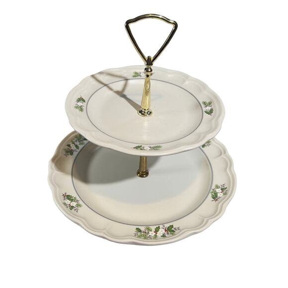Pfaltzgraff Christmas Heirloom 2 Tier Tray Collector's Series 26-120 Holly Berry - Picture 1 of 16